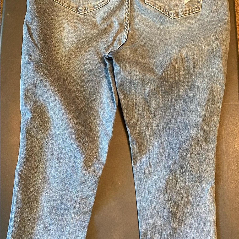 Torrid Sky high Skinny Crop jeans size 12 new